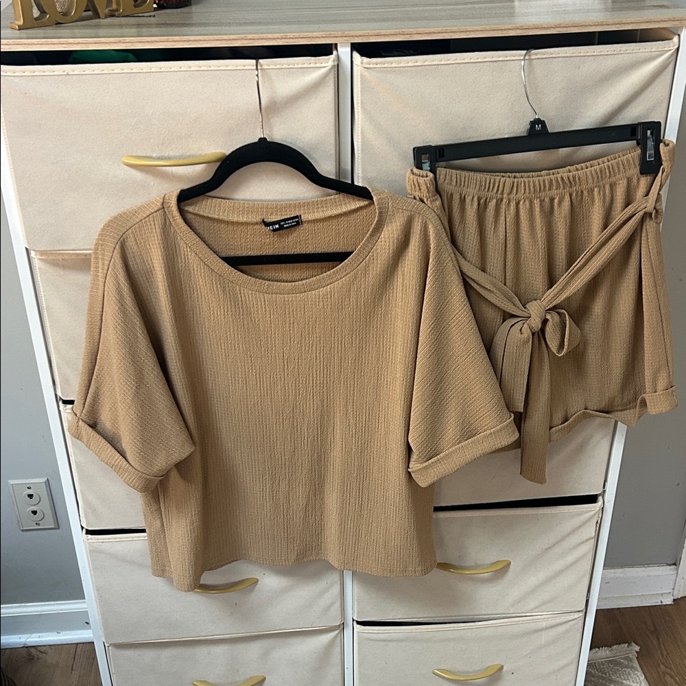 SHEIN Beige Textured Top and Shorts Set